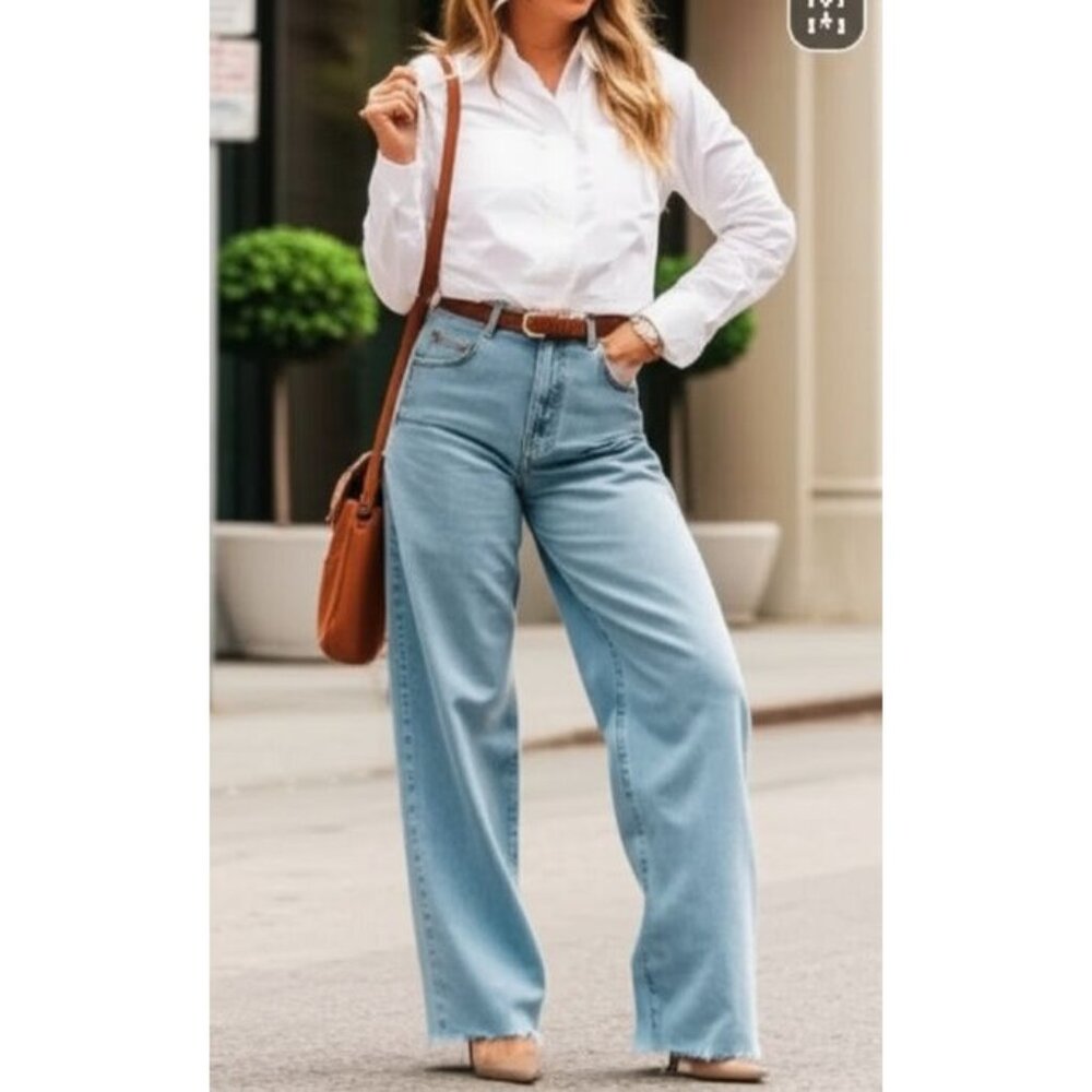 White Fox Light Blue Raw Hem Wide Leg Denim Jeans Size Medium